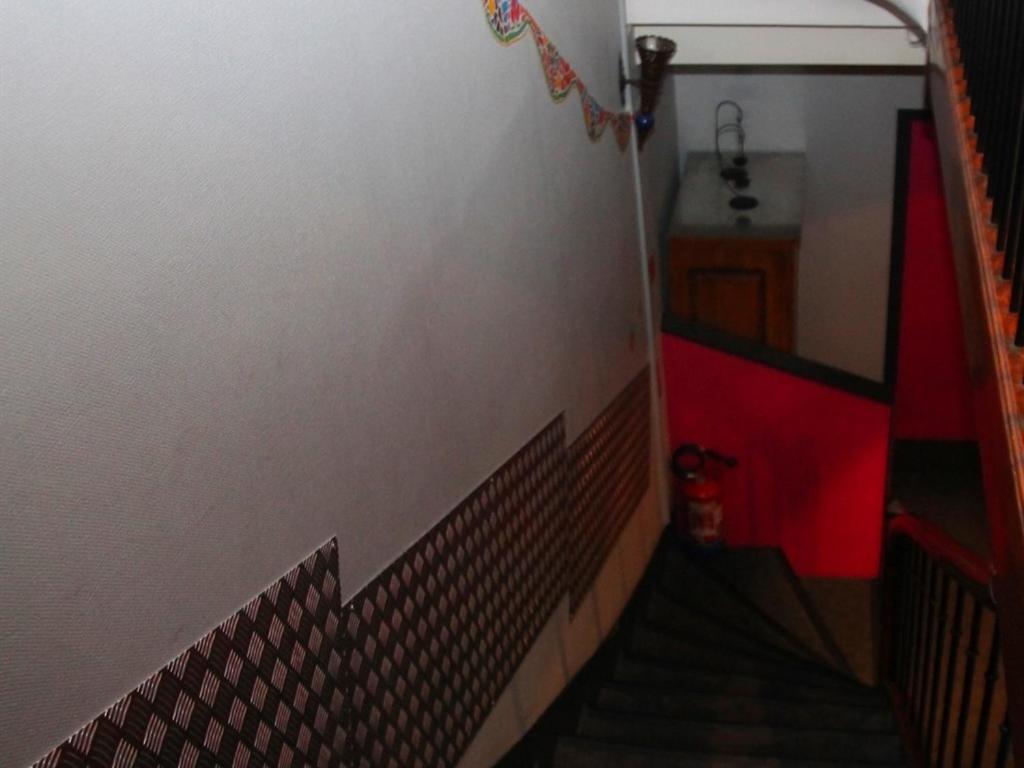 Hotel Latino Reims Centre Екстериор снимка